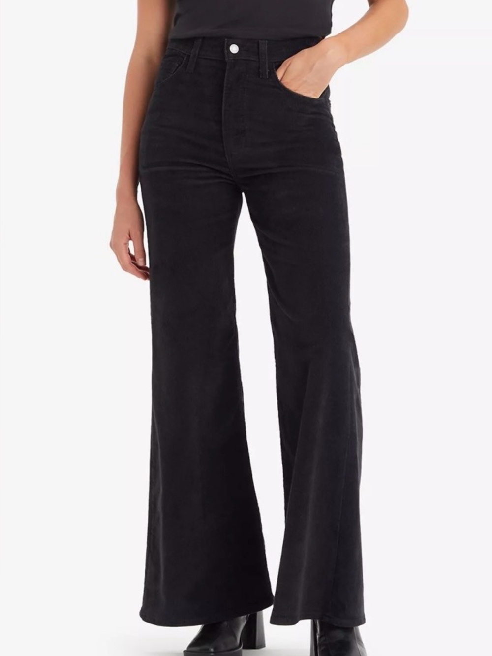 Levis Ribcage Bell Flare Jeans Women’s 28 Black Corduroy Patch Black Logo Tab